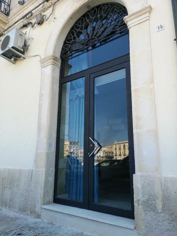 La Casa Sulla Darsena Apartment Syracuse Exterior foto